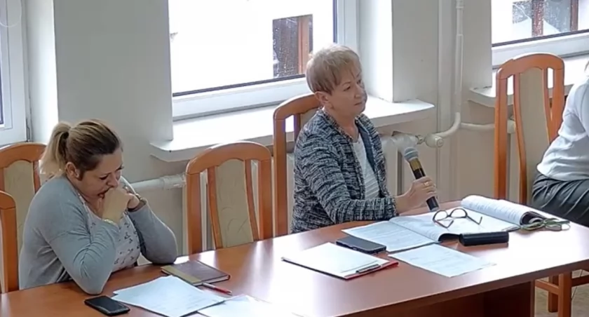 Dlaczego Wydział Budownictwa w Starostwie przyjmuje petentów tylko 2 godziny dziennie?