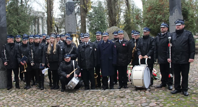 Koncert Walentynkowy z orkiestrą strażacką