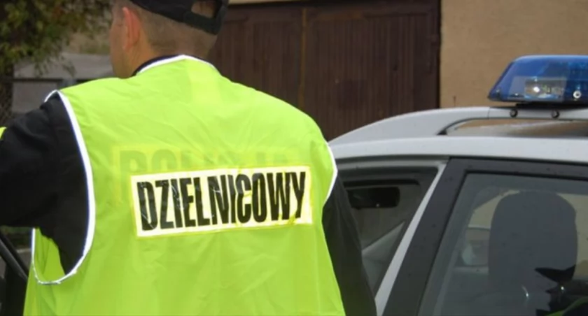 Dzielnicowi ze Sterdyni zatrzymali pijanego traktorzystę