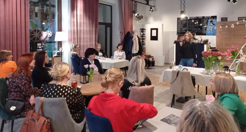 Babeczki do kawy, czyli o kobietach w Filmowej