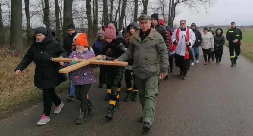 W modlitwie przeszli z Wirowa do Czekanowa