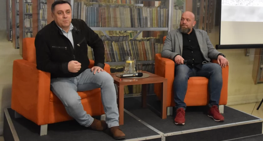 O Jerzym Kosińskim i jego pamiętniku w Miejskiej Bibliotece