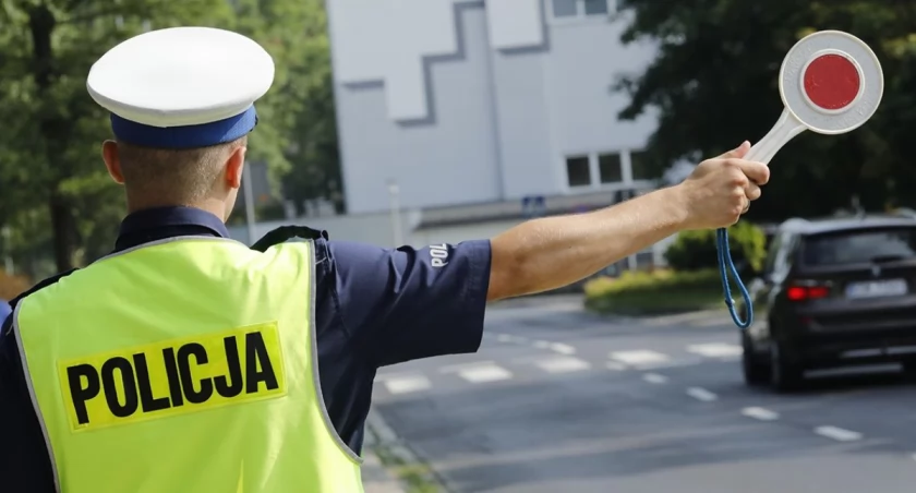 19-latek zdążył dostać zakaz kierowania i go złamać