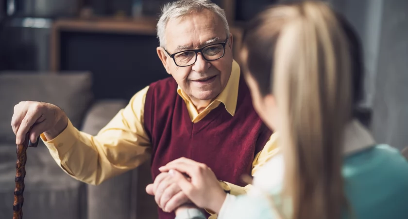 Alzheimer – sejmik Mazowsza wspiera budowę domów dziennego pobytu seniorów