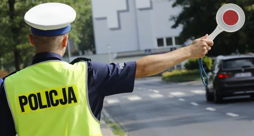 Kolejny pijany kierowca trafił na patrol policji