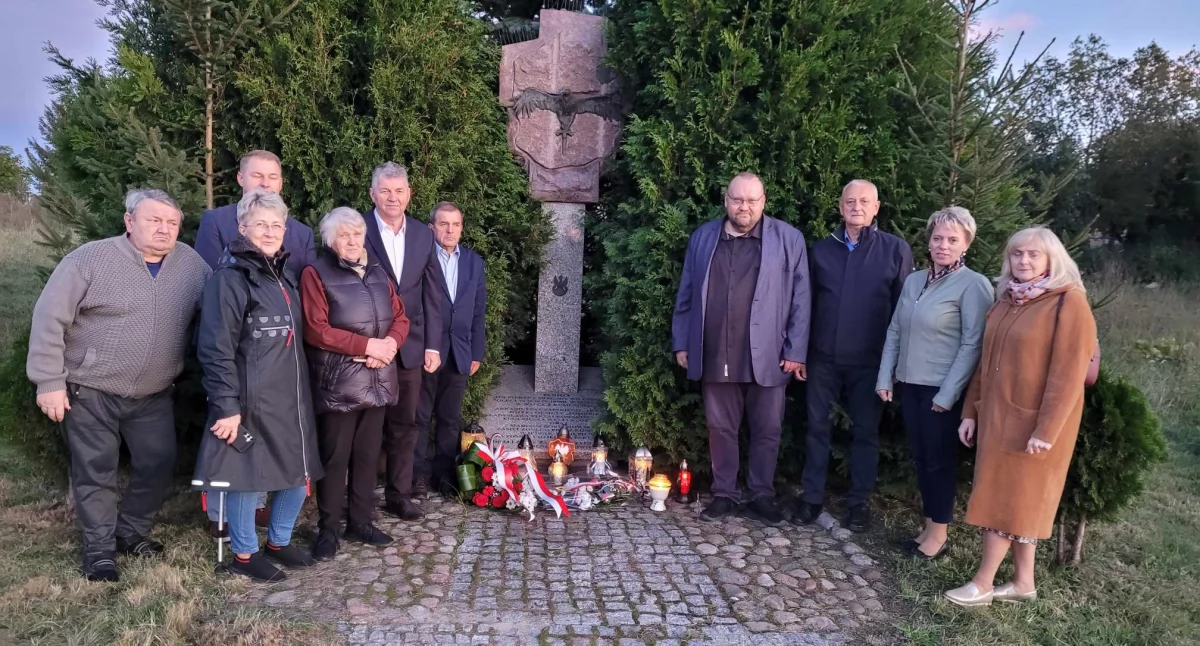 Patriotyczna uroczystość w Borychowie i Wyrozębach