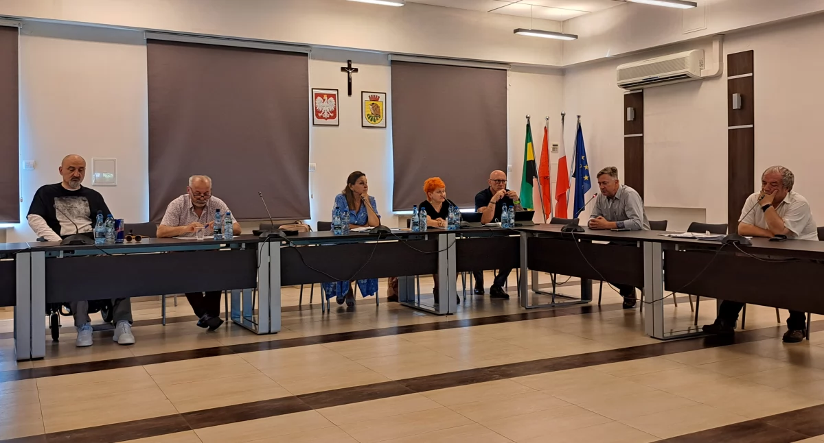 W poniedziałek rano posiedzenie Komisji Gospodarki i Spraw Społecznych RM w sprawie dróg
