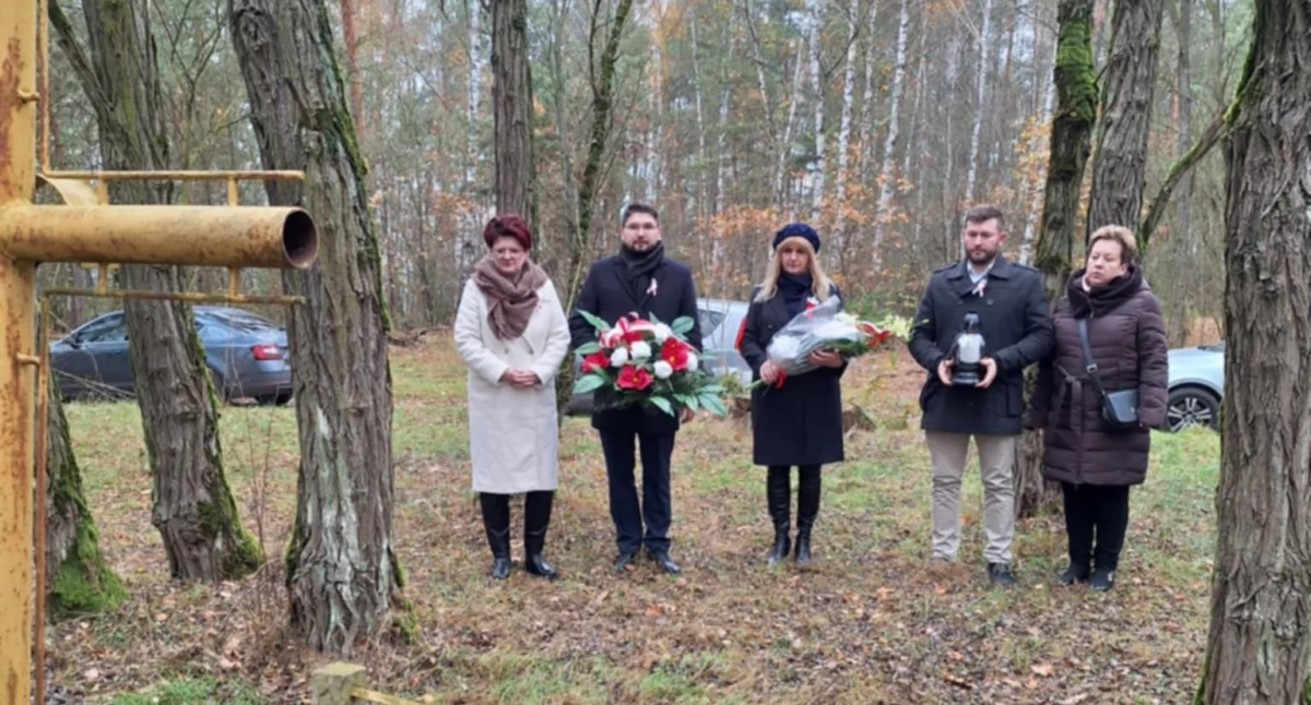 11 listopada w gminie Ceranów: Msza i kwiaty przy pomnikach