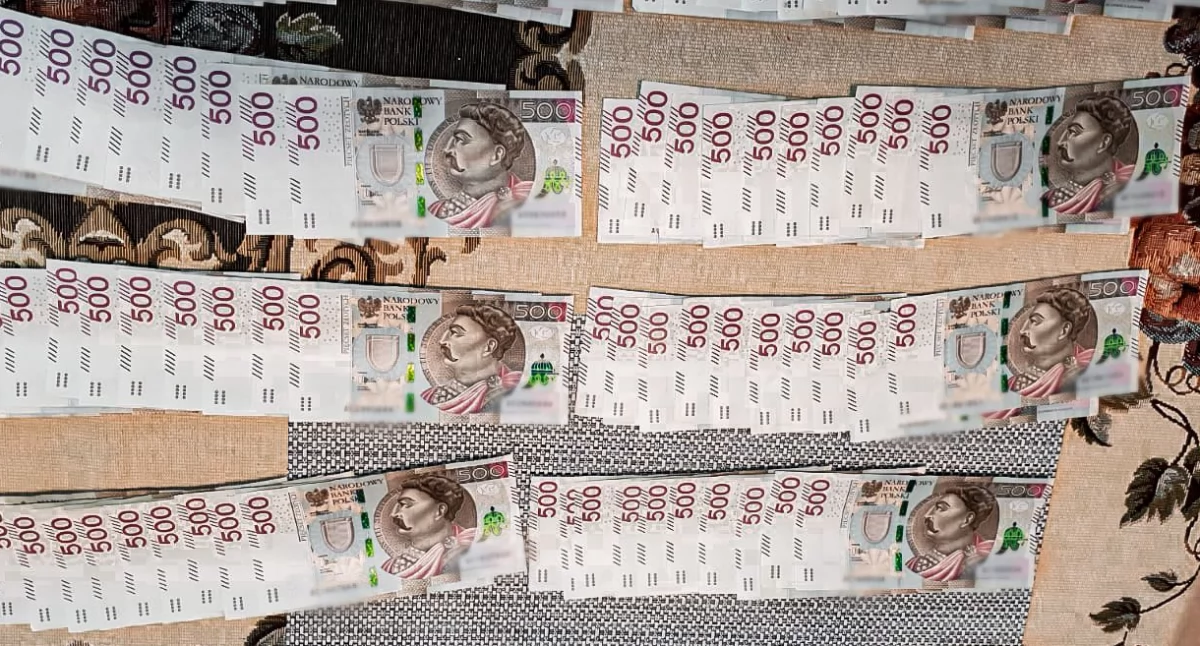 Czy są granice naiwności? Siedlczanka przekazała „amerykańskiemu biznesmenowi” 2 mln zł!