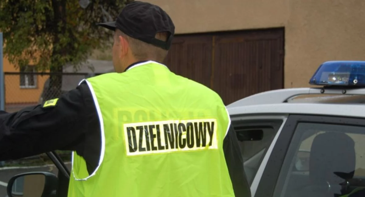 Agresor dostał nakaz opuszczenia lokalu i zbliżania się do matki!