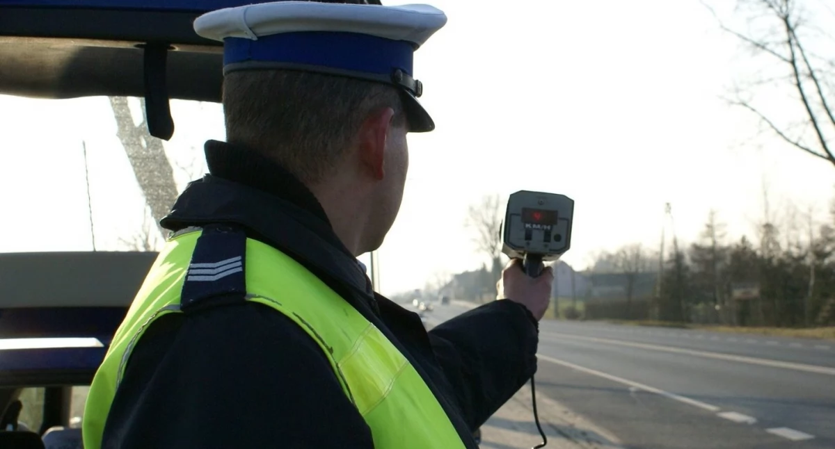 Pędził 102 km/h na Wesołej. Wesoło mu teraz nie jest...
