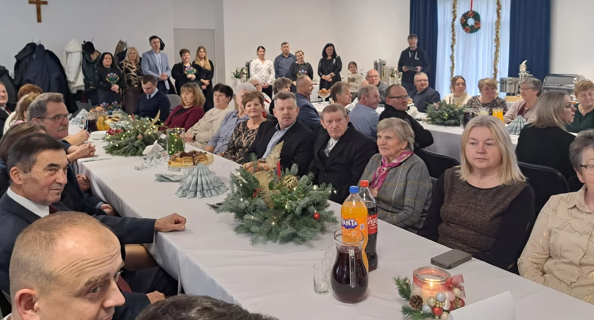 Mieszkańcy gminy Bielany na wigilijnym spotkaniu