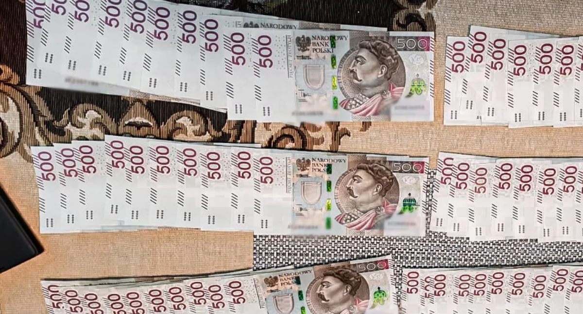 Chciał zainwestować w kryptowaluty. Stracił 90 tysięcy złotych!