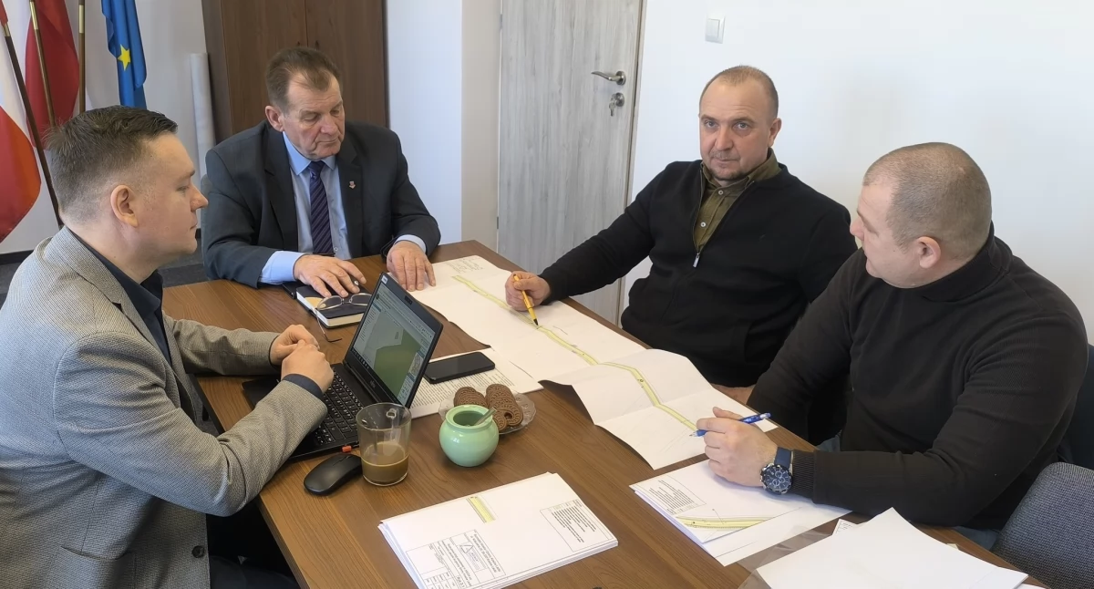 Na prace na drogach gminnych i powiatowych wydadzą ponad 11 mln zł