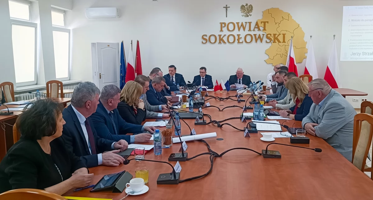 Większość radnych powiatowych nie chciała takich zmian w budżecie. Kością niezgody sprawa dróg.
