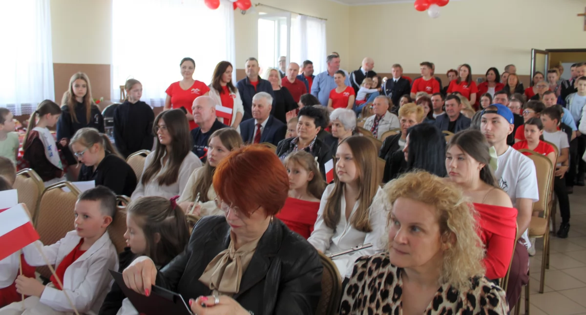 „Czym skorupka za młodu nasiąknie…”, czyli patriotycznie w gminie Jabłonna Lacka.