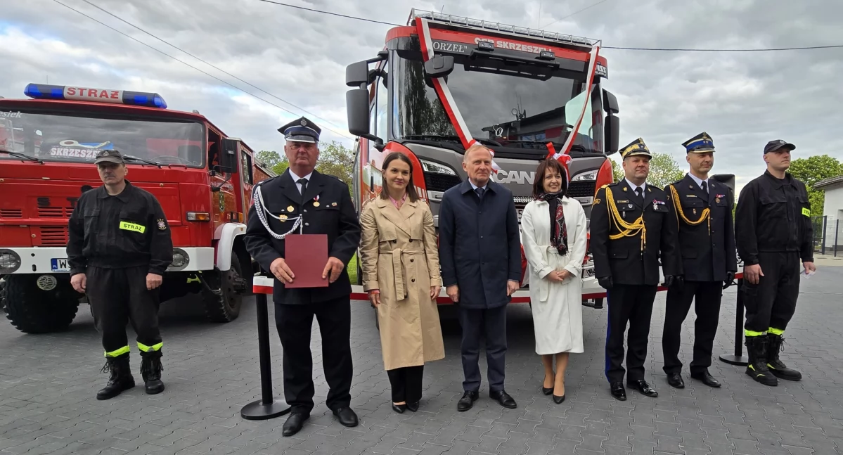 Nowiutka scania za ponad 1,8 mln zł trafiła do OSP Skrzeszew