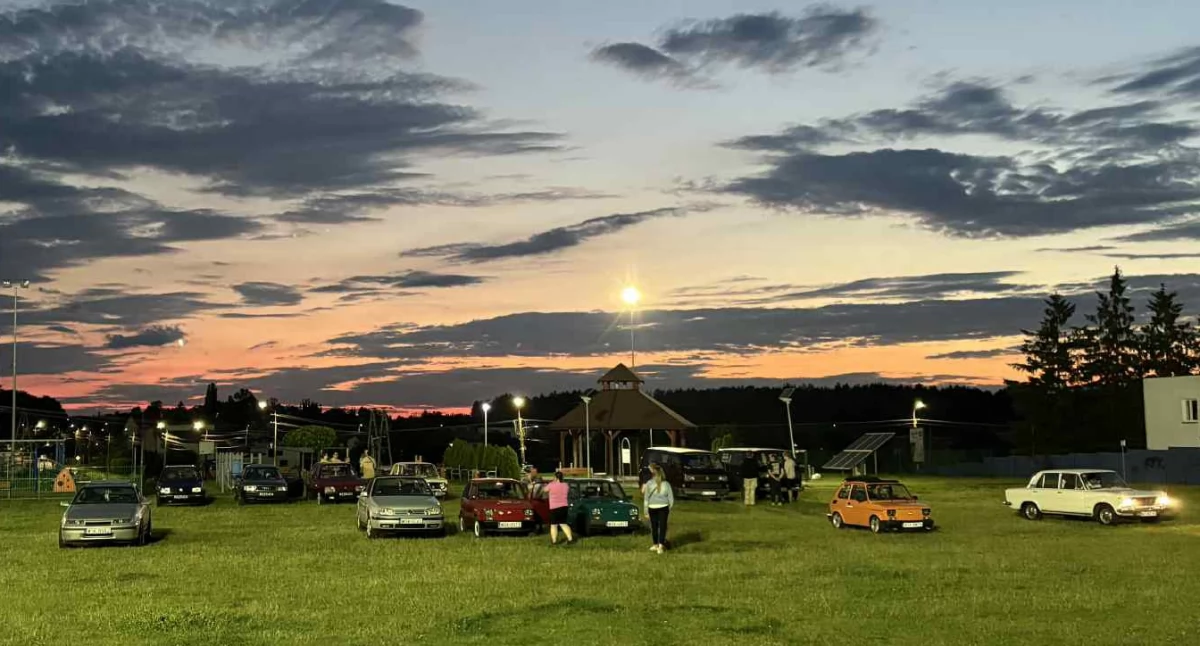 Fani klasycznej motoryzacji spotkali się w Kosowie Lackim