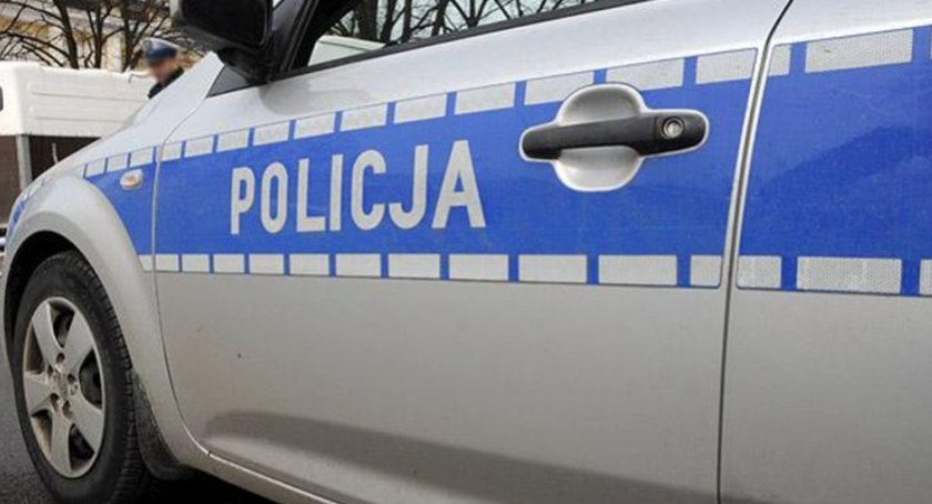 Policja interweniowała pod Biedronką