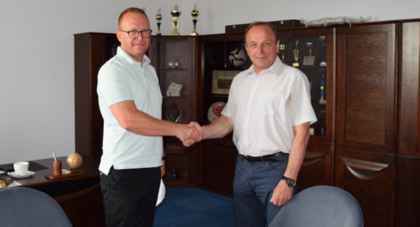 Zbudują ponad 8 km nowych dróg