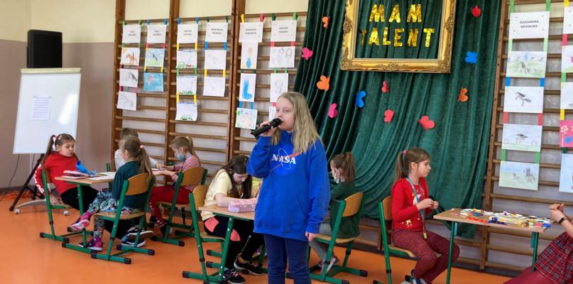 Uczniowie wystąpili w przeglądzie „Mam talent”