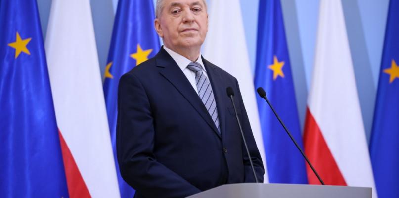 Kowalczyk: rolnicy powinni być zaopatrzeni w nawozy, żeby nie spadły plony w Polsc