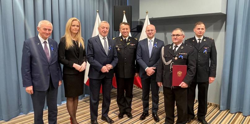 Odebrali promesę na zakup wozu strażackiego
