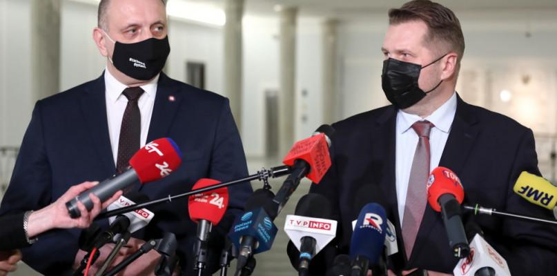 Minister Czarnek: część uczniów od czwartku na nauczaniu zdalnym