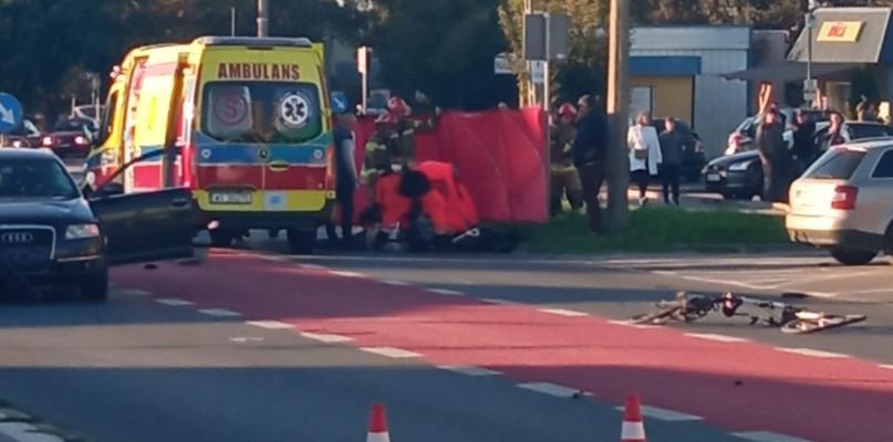 Rowerzysta wyjechał pod audi, zginął na miejscu