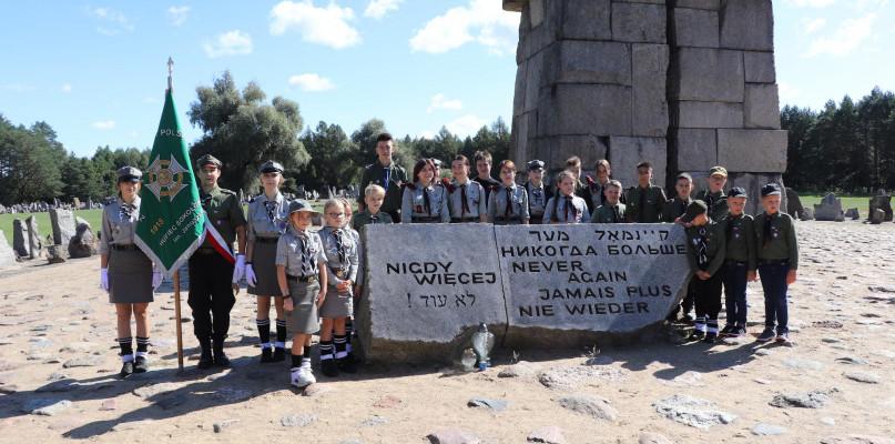 W hołdzie pomordowanym w czasie II wojny światowej