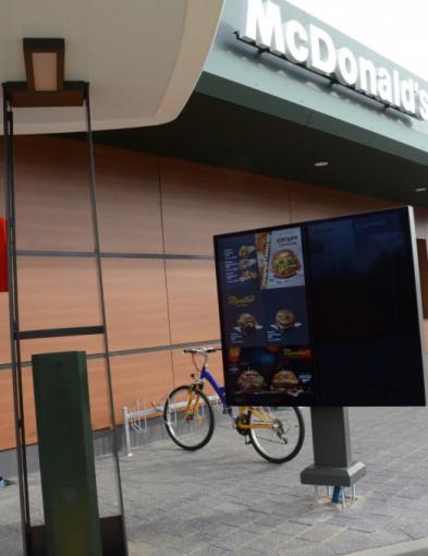 Wielka sieć fast-food zmienia jeden ważny szczegół! Klienci będa musieli...