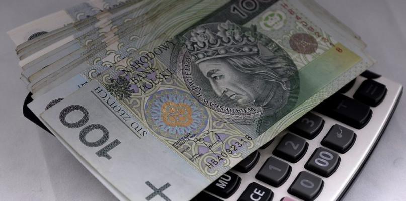 Zaskakujące dane! W ten sposób funkcjonuje co trzeci Polak 