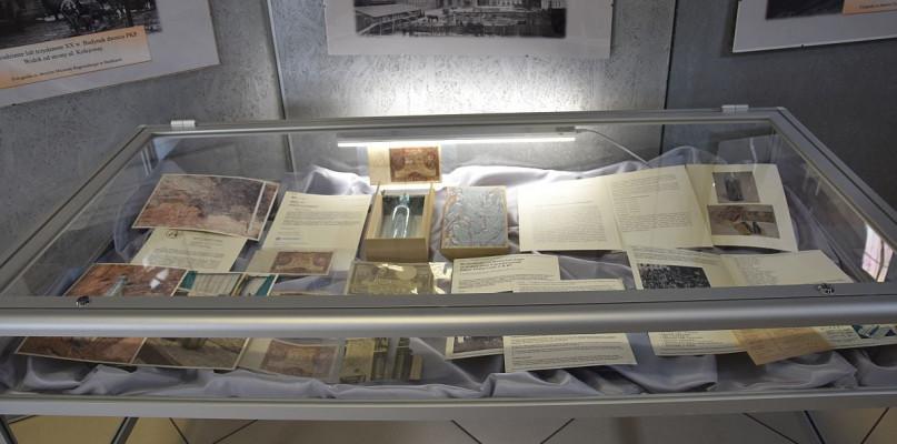Skarb z Magistrackiej można obejrzeć w Miejskiej Bibliotece