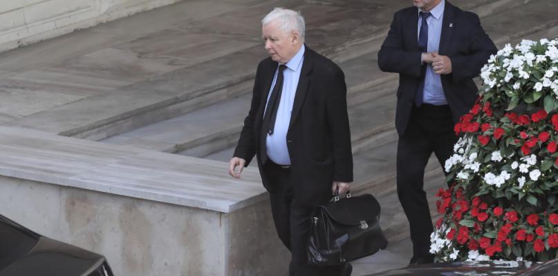 Nagłe oświadczenie prezesa Kaczyńskiego! Wskazał źródło ataków