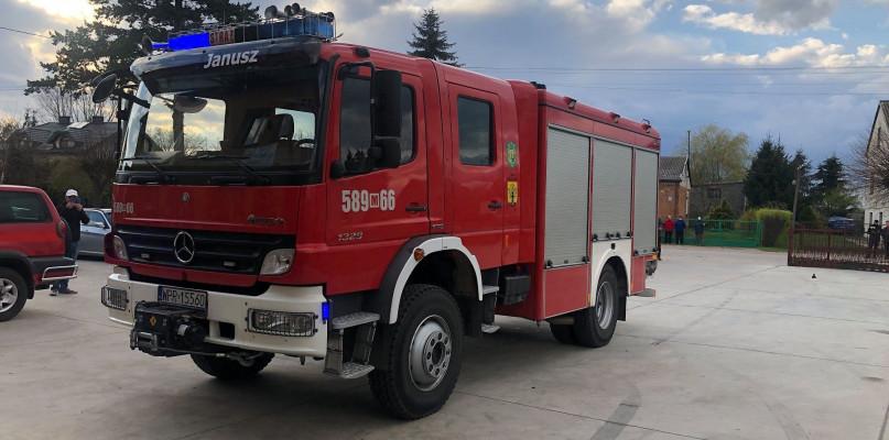 Do OSP Nowa Wieś trafił nowy mercedes