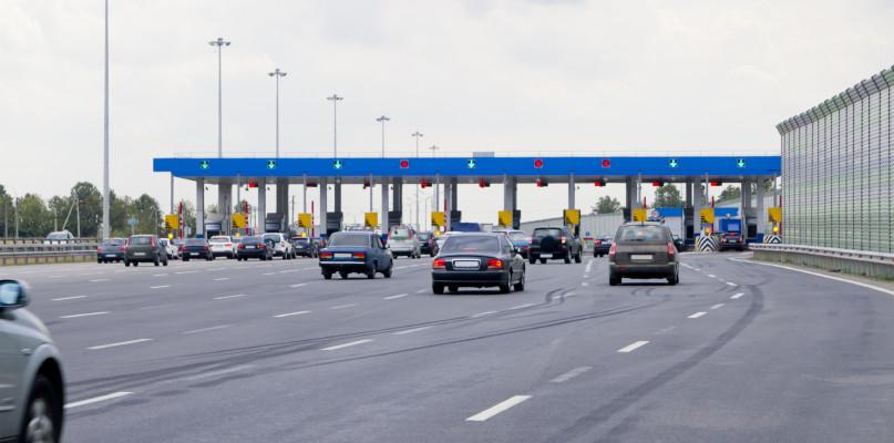 Nowy system poboru opłat za drogi! Co to oznacza dla kierowców? 