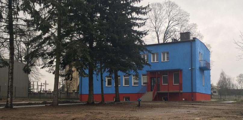 Oszuści zbierają datki do puszek na dom dziecka w Wyrozębach