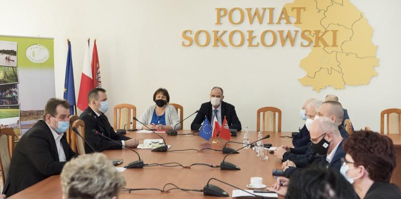 Zadeklarowali wsparcie dla policji i straży przy zakupie nowych samochodów