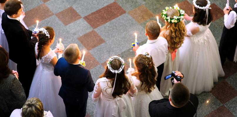 Wielkanoc w reżimie sanitarnym, a pierwsze komunie przesunięte? 