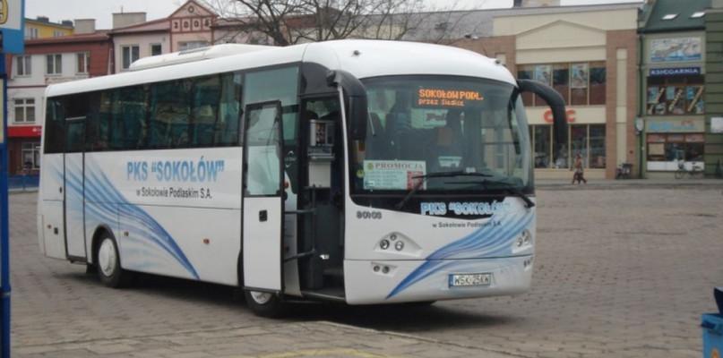 Autobusy jeżdżą, a przystanków nie ma