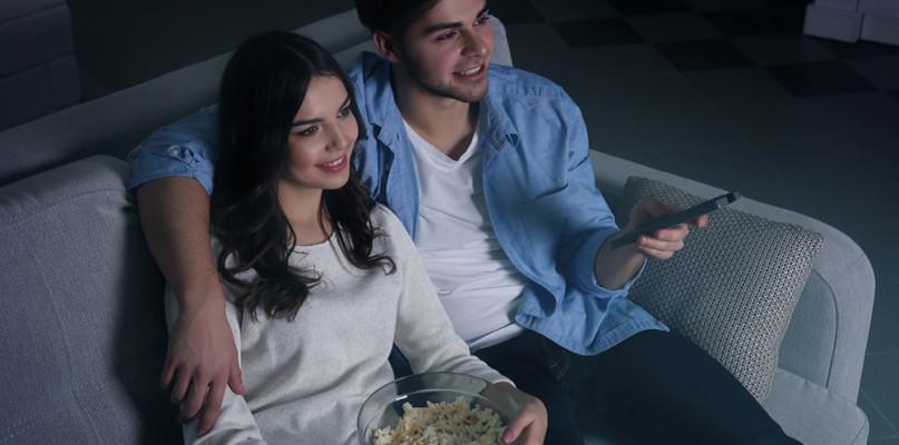 Filmy idealne na mroźne wieczory - 6 tytułów wartych obejrzenia