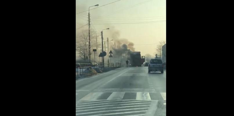 Na Węgrowskiej zapaliła się ciężarówka