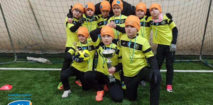 Znakomity występ młodych piłkarzy Akademii Futbolu OSiR