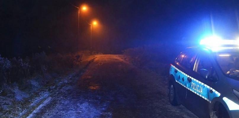 Wypadek podczas kuligu z terenówką. 40-latek ma uraz głowy.