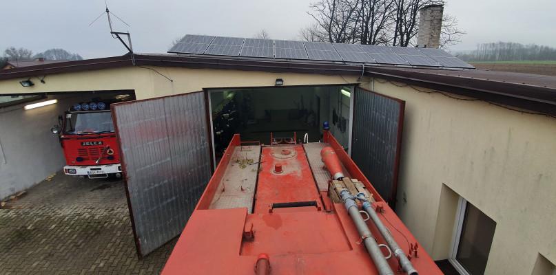 Strażacy z dwóch jednostek mają instalacje solarne