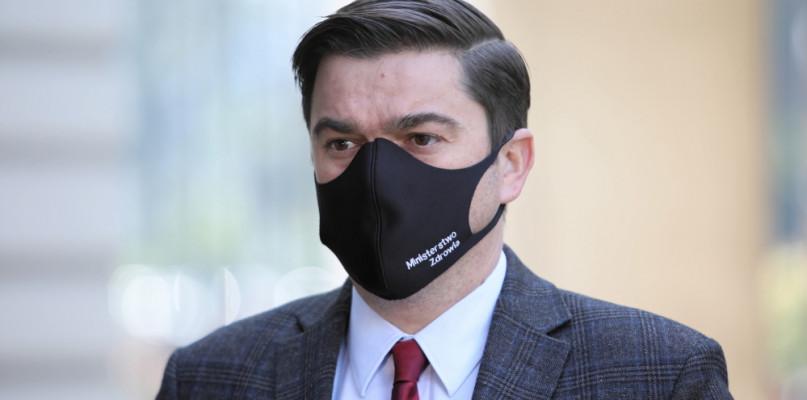 Rzecznik MZ: Nikt nie wyśle policji, czy wojska na wigilijną kolację