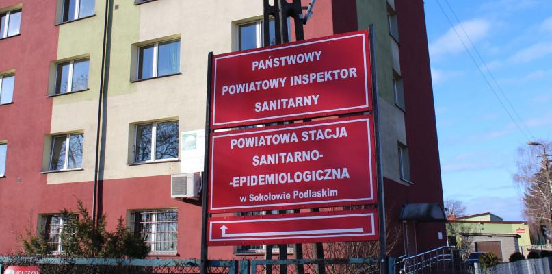 Niedzielny raport Sanepidu: 31 nowych przypadków koronawirusa, jedna osoba zmarła