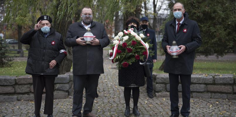 Władze powiatu uczciły Narodowe Święto Niepodległości