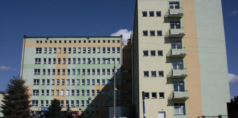 27 nowych przypadków koronawirusa, szpital zamyka kolejne oddziały