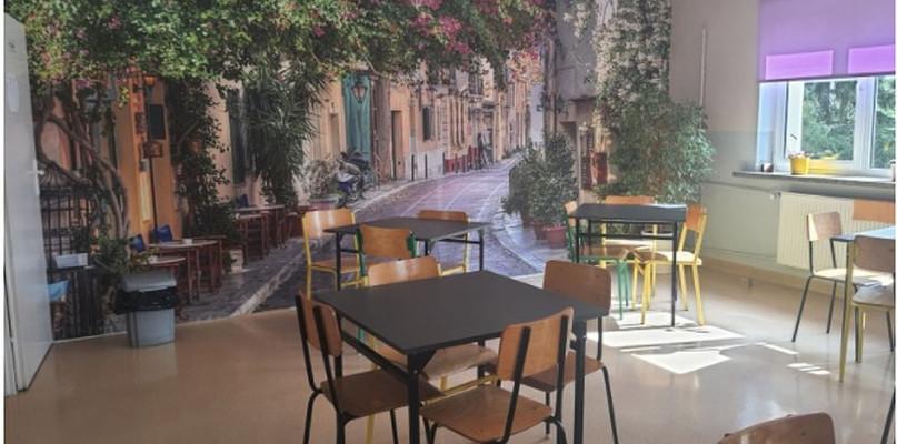 Uczniowie z Repek w szkolnej stołówce czują się jak w restauracji